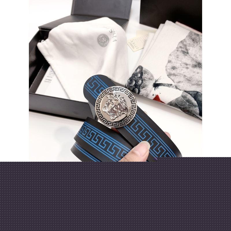 VERSACE